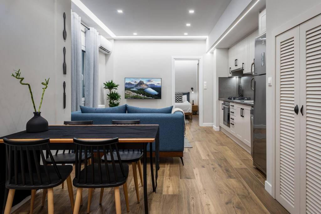 Stylish Abode Under Acropolis W/ Sunny Courtyard! Apartment Atena Exterior foto