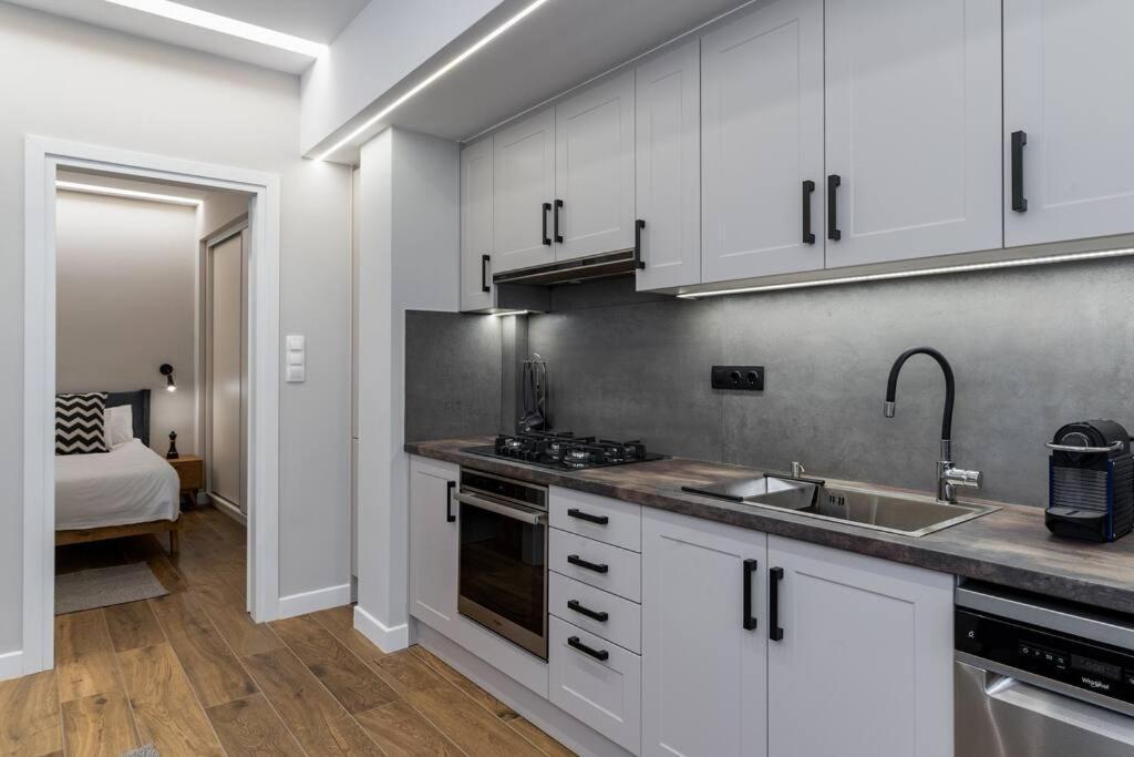 Stylish Abode Under Acropolis W/ Sunny Courtyard! Apartment Atena Exterior foto