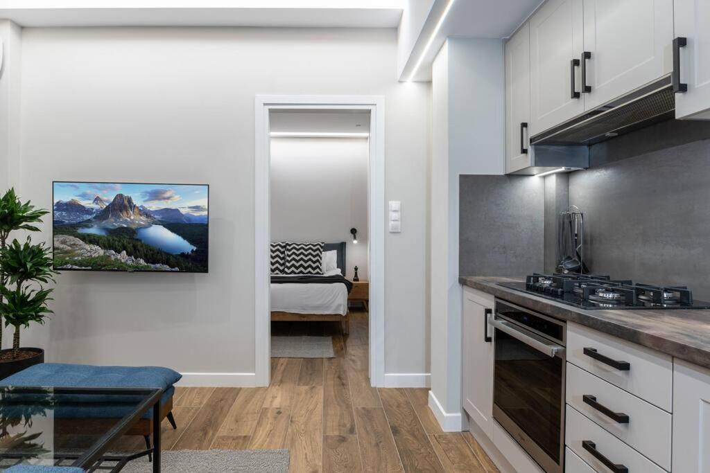 Stylish Abode Under Acropolis W/ Sunny Courtyard! Apartment Atena Exterior foto